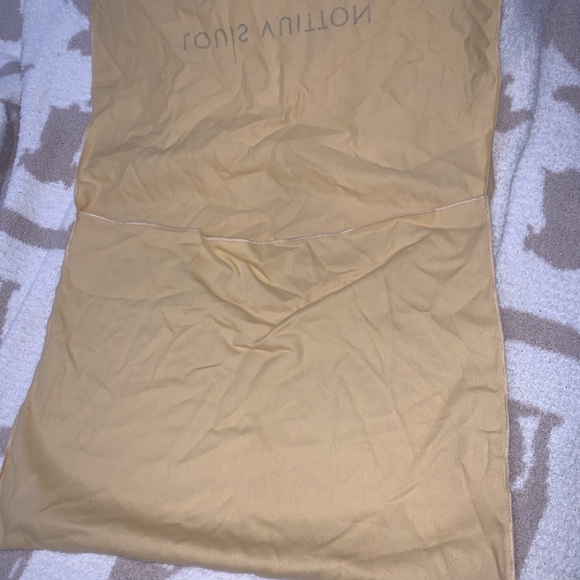 Louis Vuitton Dust Bag - Picture 2 of 4